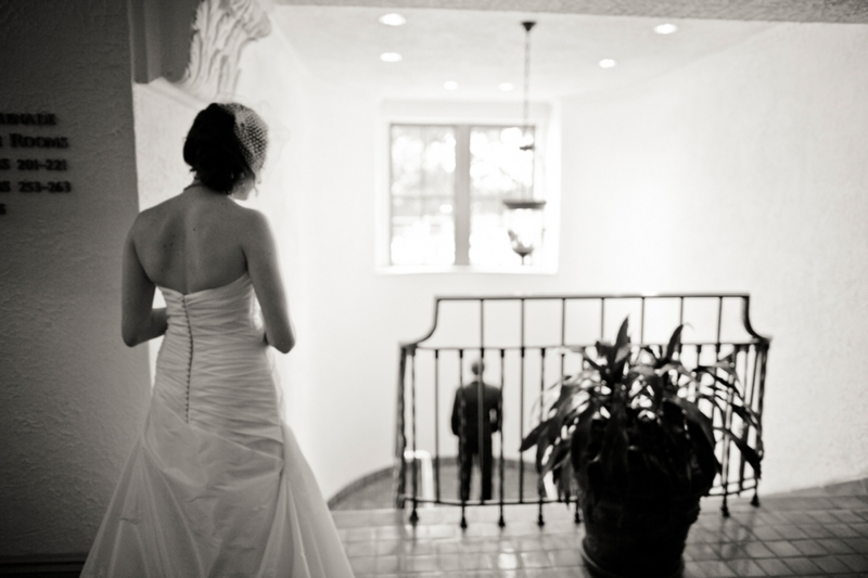 Black & White Art Inspired Wedding via TheELD.com