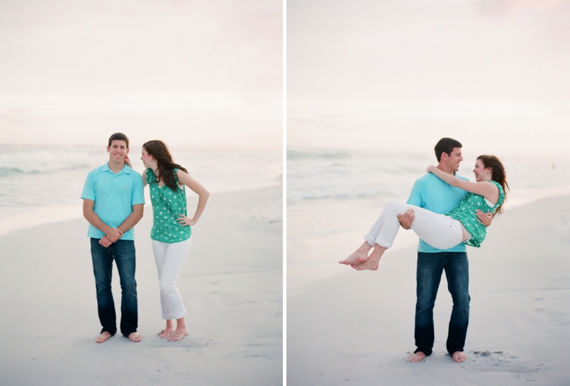 A Beach & Books Engagement Session A Beach & Books Engagement Session via TheELD.com