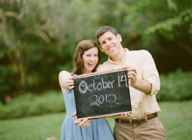 A Beach & Books Engagement Session A Beach & Books Engagement Session via TheELD.com