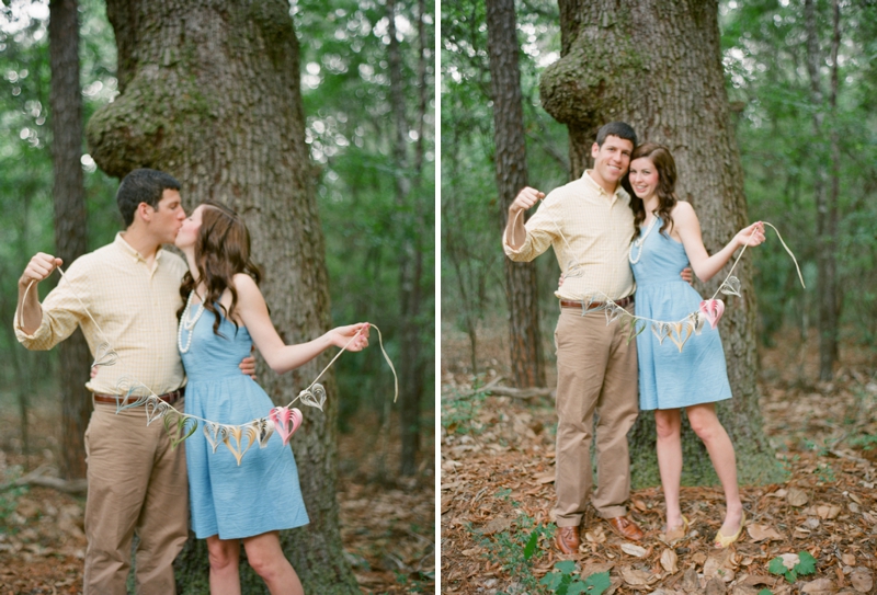 A Beach & Books Engagement Session A Beach & Books Engagement Session via TheELD.com