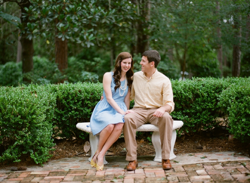 A Beach & Books Engagement Session A Beach & Books Engagement Session via TheELD.com