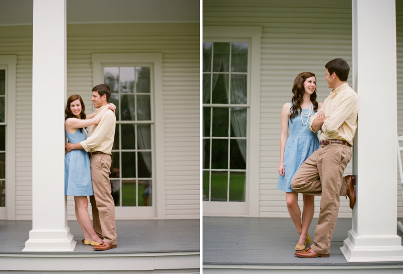 A Beach & Books Engagement Session A Beach & Books Engagement Session via TheELD.com