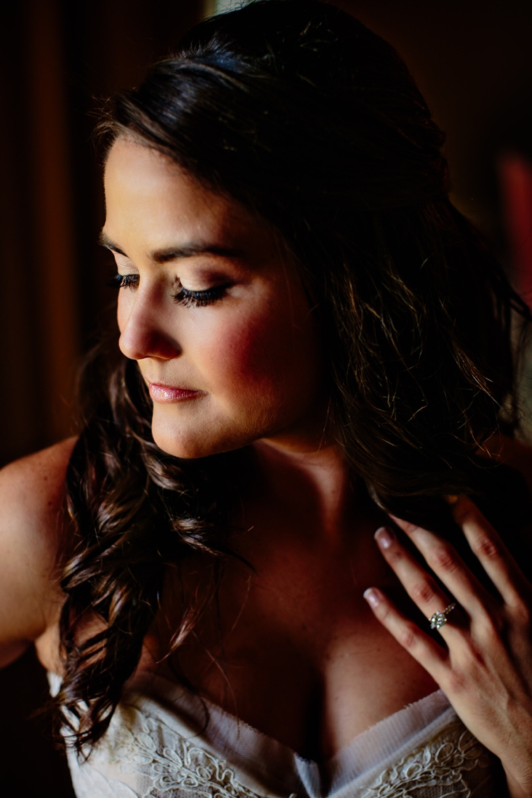 A Colorful Rustic & Elegant Texas Wedding via TheELD.com