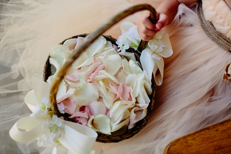 A Colorful Rustic & Elegant Texas Wedding A Colorful Rustic & Elegant Texas Wedding via TheELD.com