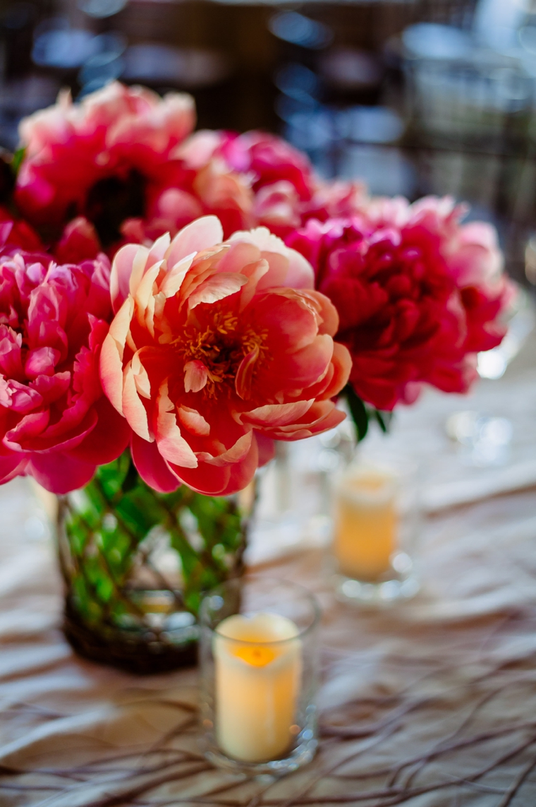 A Colorful Rustic & Elegant Texas Wedding via TheELD.com