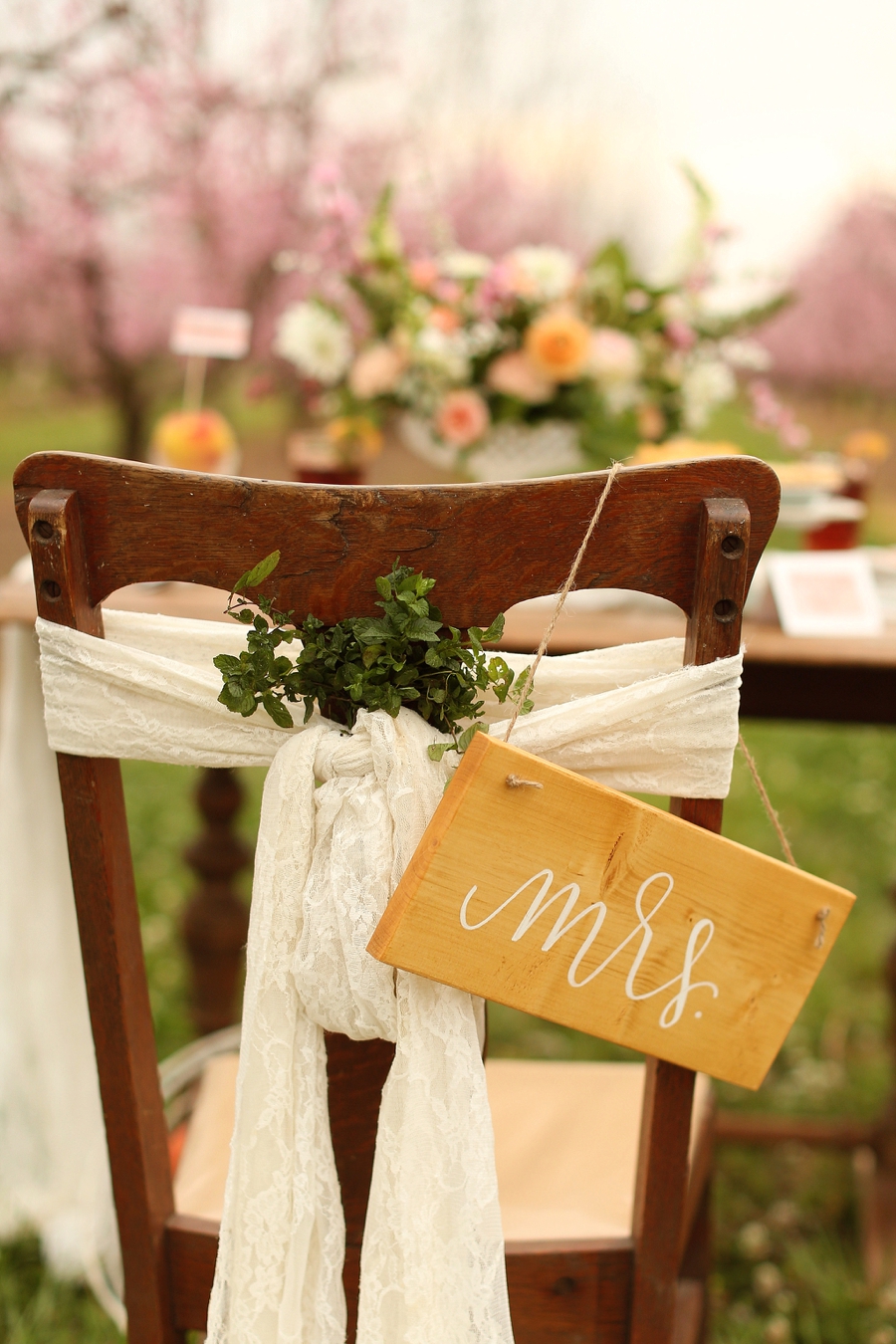 Peach Inspired Southern Wedding Ideas via TheELD.com