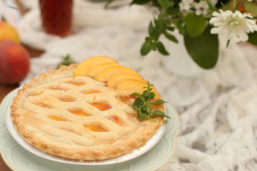 Peach Inspired Southern Wedding Ideas via TheELD.com