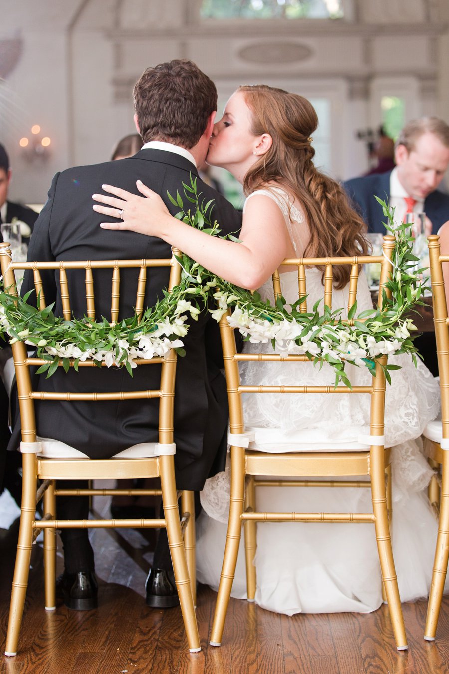 An Elegant Rustic White & Blue New York Summer Wedding via TheELD.com