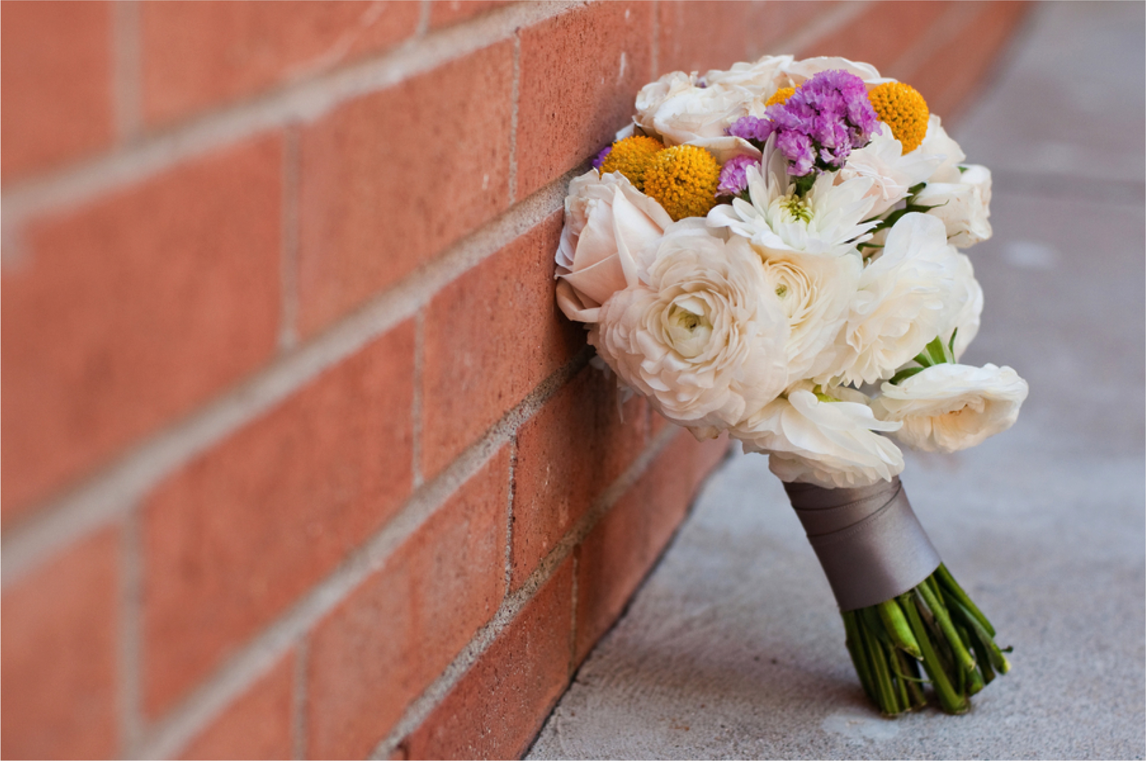 Yellow & White DIY Arizona Wedding via TheELD.com