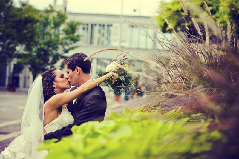 Modern, Elegant Green & Brown Fall Wedding via TheELD.com