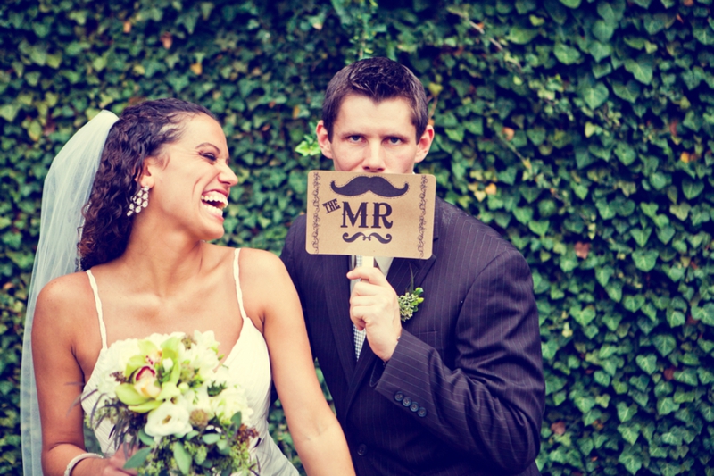 Modern, Elegant Green & Brown Fall Wedding via TheELD.com