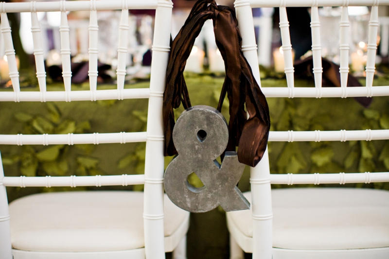 Modern, Elegant Green & Brown Fall Wedding via TheELD.com