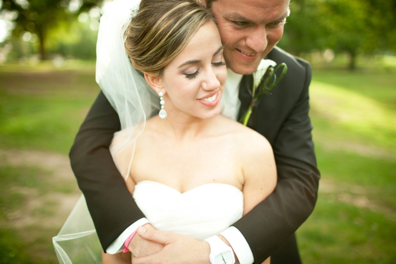 Elegant Eggplant & Navy North Carolina Wedding via TheELD.com