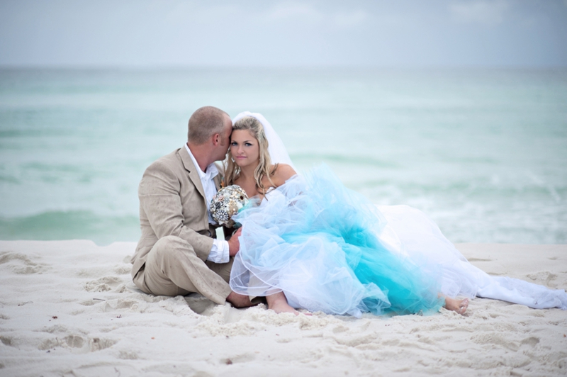 Aqua Florida Beach Wedding via TheELD.com