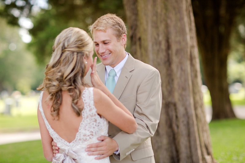 A Pink, Mint, and Burlap Wedding via TheELD.com