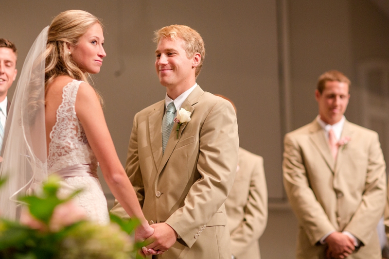 A Pink, Mint, and Burlap Wedding via TheELD.com