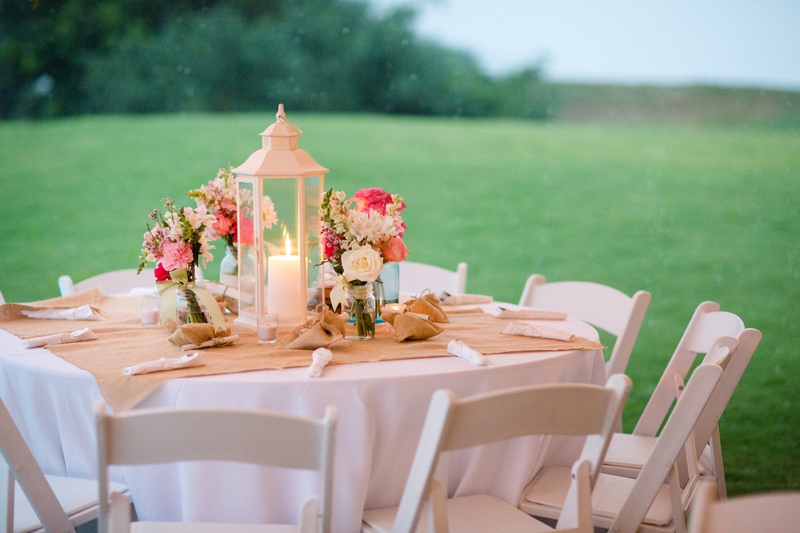 A Pink, Mint, and Burlap Wedding via TheELD.com