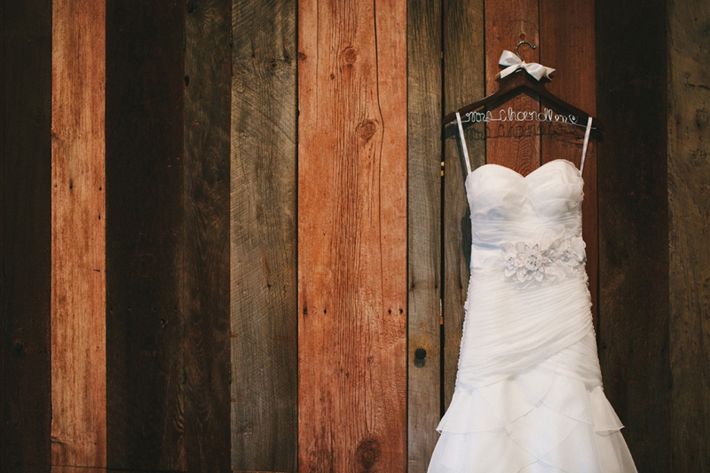 Yellow & Navy Rustic Ohio Wedding By BRAUNphotography via TheELD.com