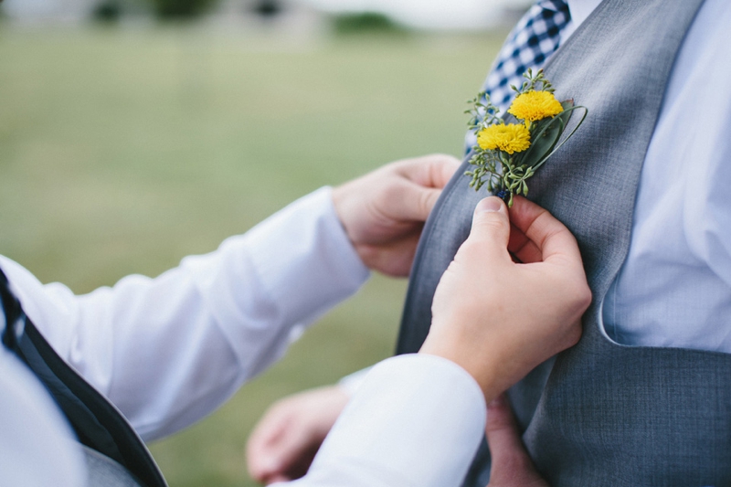 Yellow & Navy Rustic Ohio Wedding By BRAUNphotography via TheELD.com