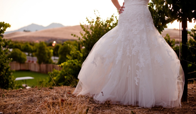 Elegant Purple & White California Vineyard Wedding via TheELD.com