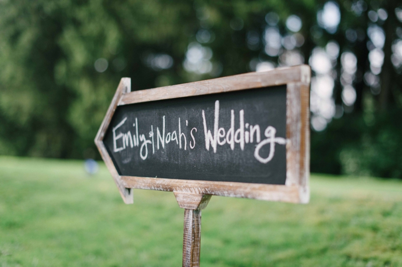 Fresh & Colorful Rustic Wedding via TheELD.com