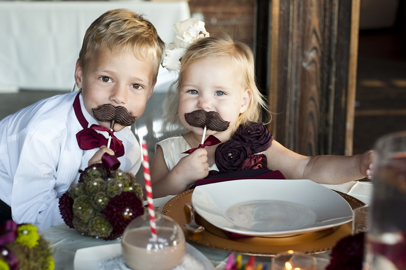 Modern Purple & Red Winter Wedding Inspiration via TheELD.com