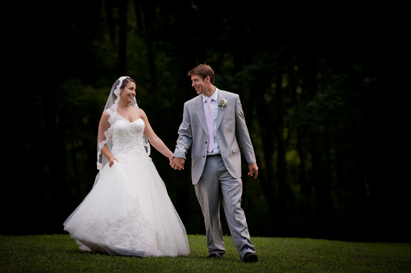 Peach and Pink New Jersey Wedding via TheELD.com