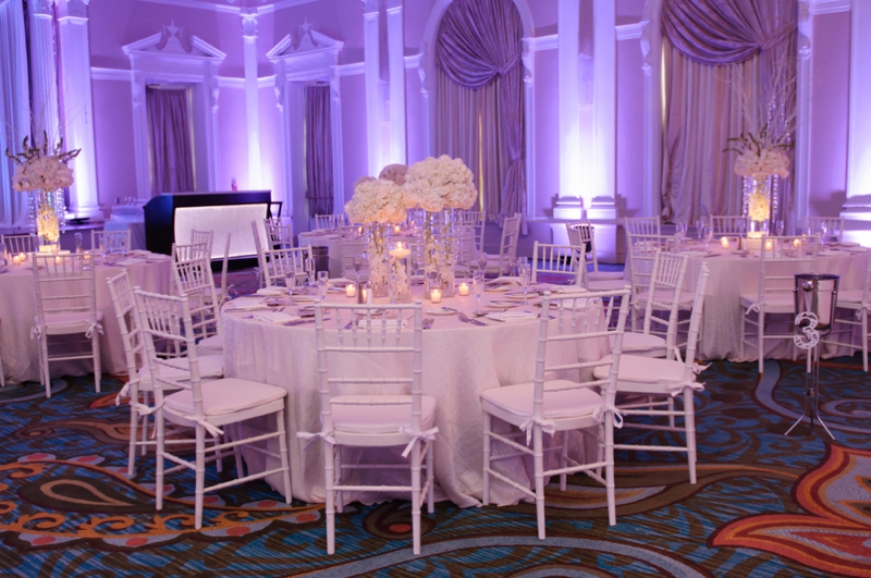 Modern Chic White Wedding via TheELD.com