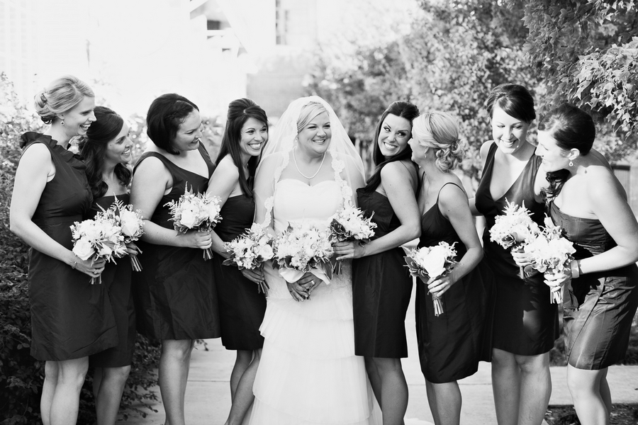 Elegant Navy and White North Carolina Wedding via TheELD.com