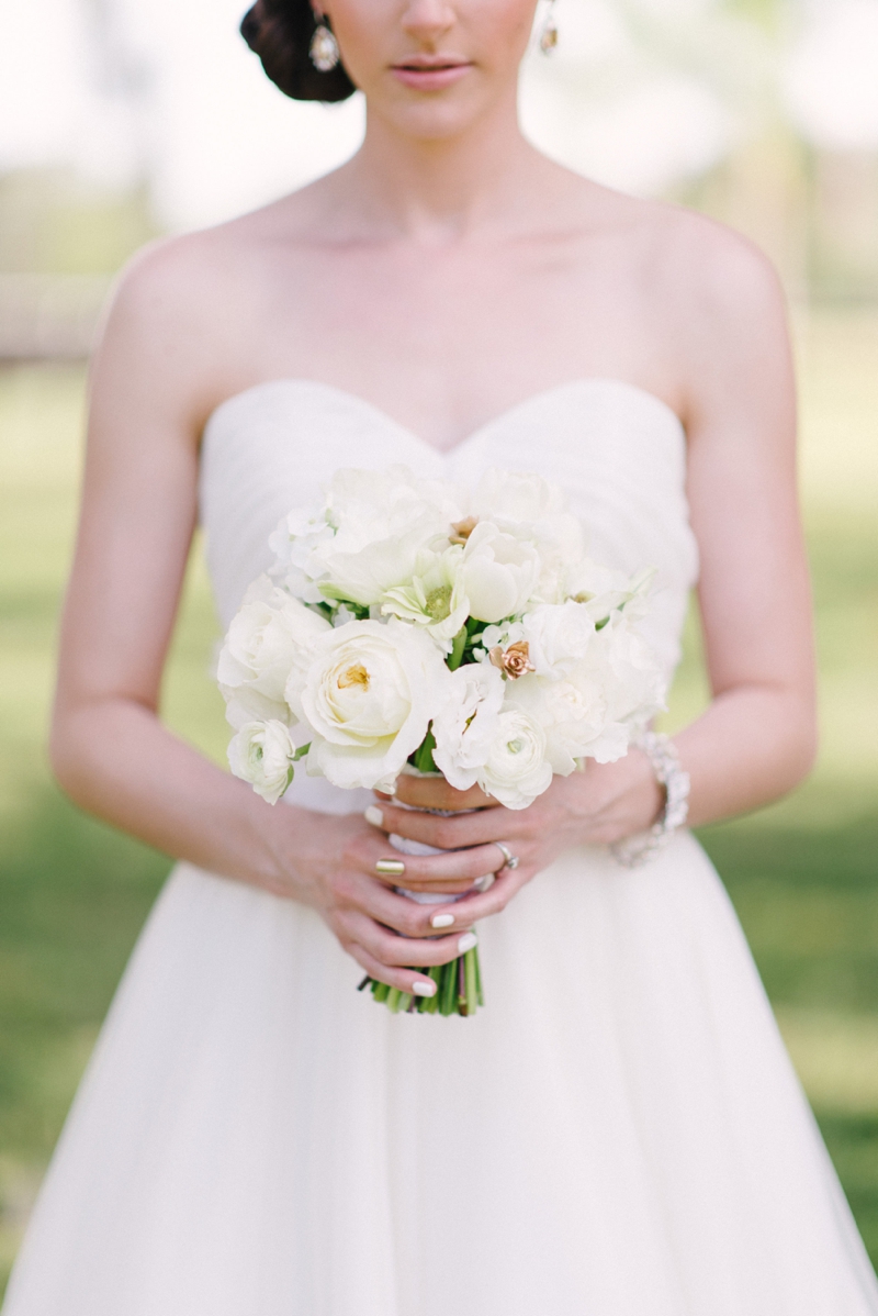 Rustic and Modern White Wedding Inspiration via TheELD.com