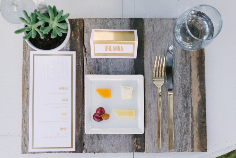 Rustic and Modern White Wedding Inspiration via TheELD.com