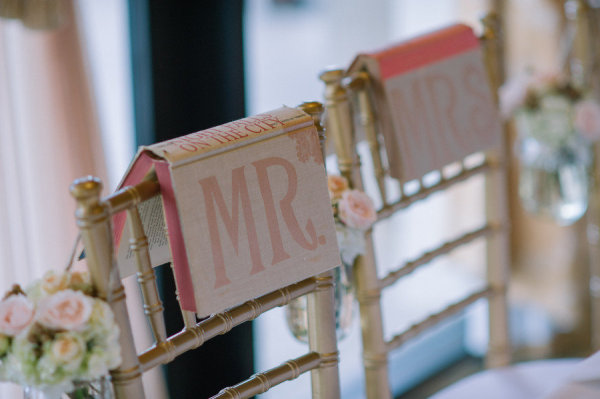 Detail To Love: Mr & Mrs Books via TheELD.com