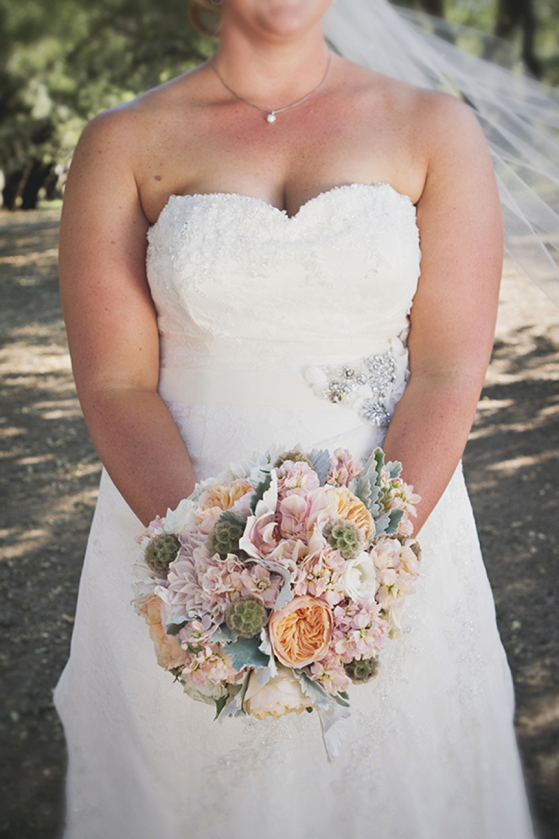 Blush Rustic & Vintage Wedding via TheELD.com