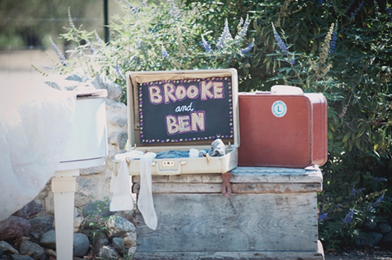 Blush Rustic & Vintage Wedding via TheELD.com