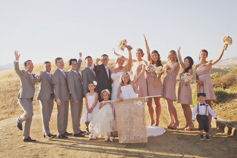 Blush Rustic & Vintage Wedding via TheELD.com