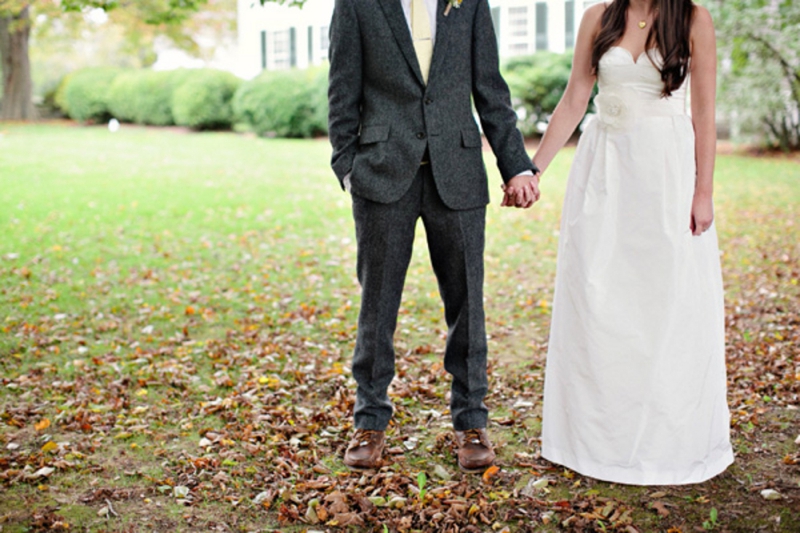 Rustic Yellow & Gray Rhode Island Wedding via TheELD.com