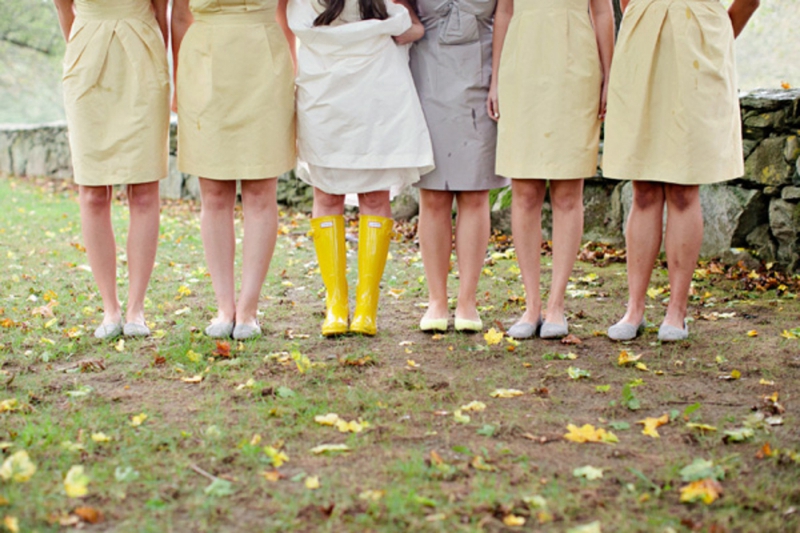 Rustic Yellow & Gray Rhode Island Wedding via TheELD.com