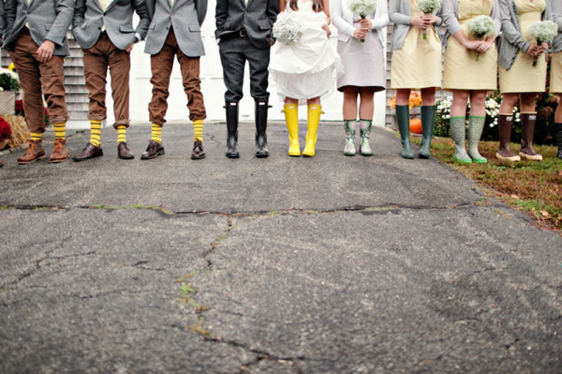 Rustic Yellow & Gray Rhode Island Wedding via TheELD.com