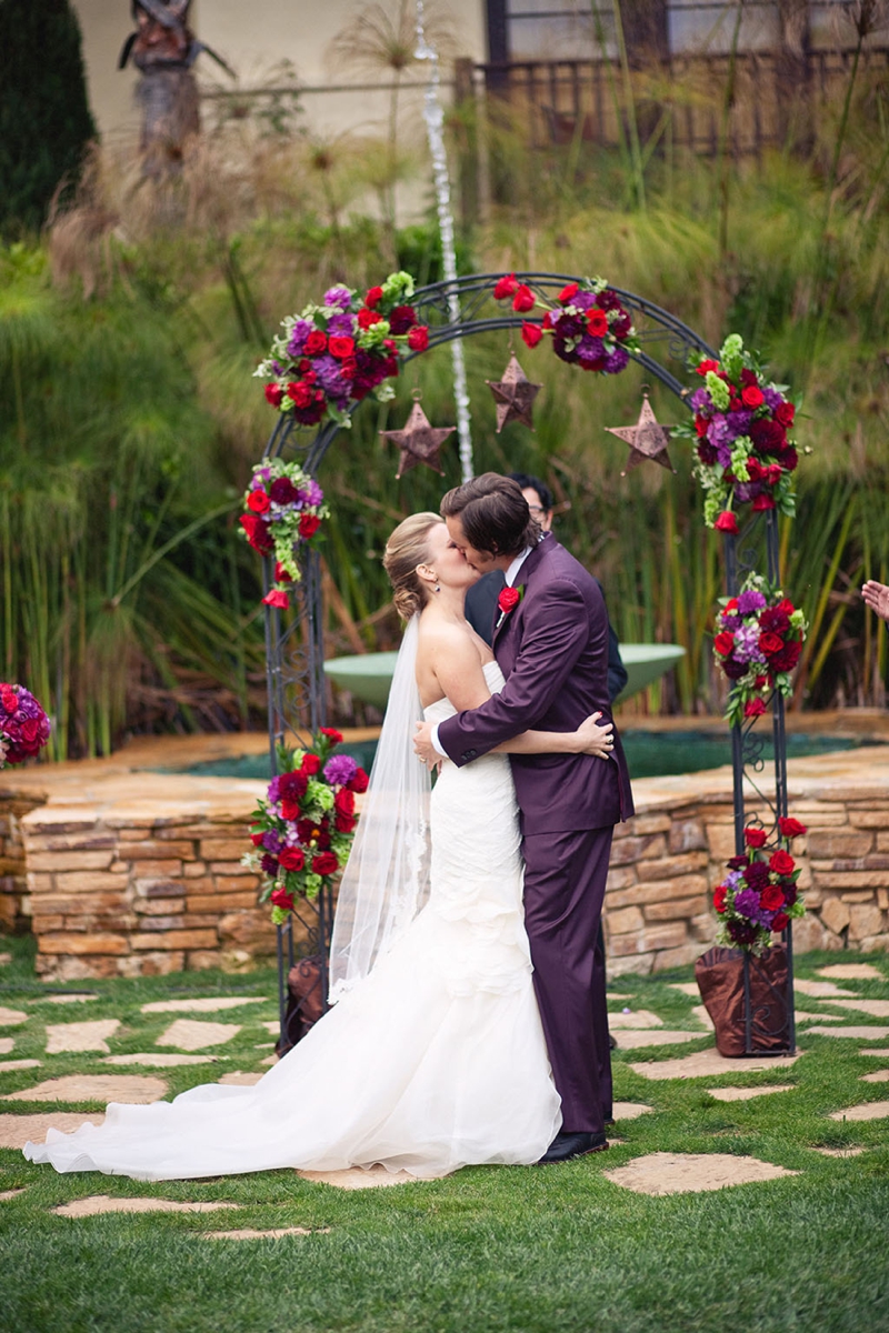 California Fiesta Inspired Wedding via TheELD.com