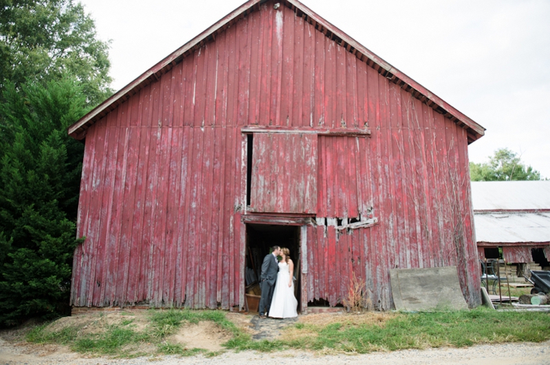 Elegant Nautical Maryland Wedding via TheELD.com