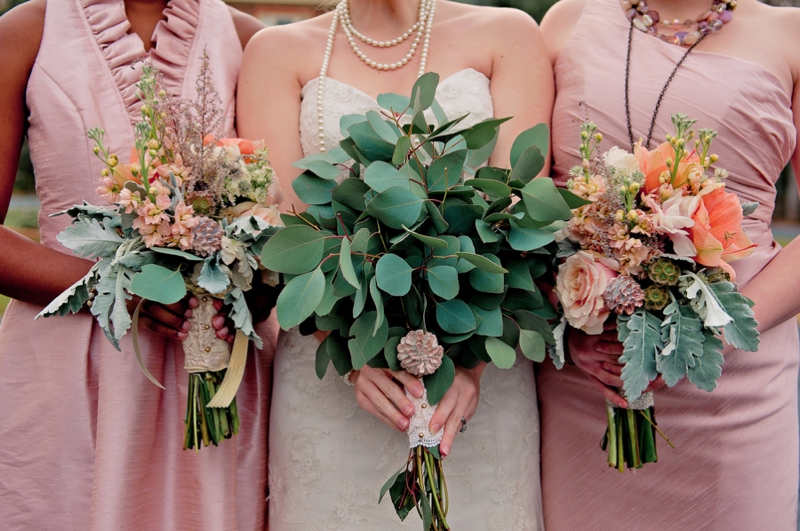 Rustic Winter Wedding Inspiration via TheELD.com