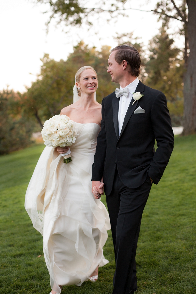 Classic Green & White Minnesota Wedding via TheELD.com