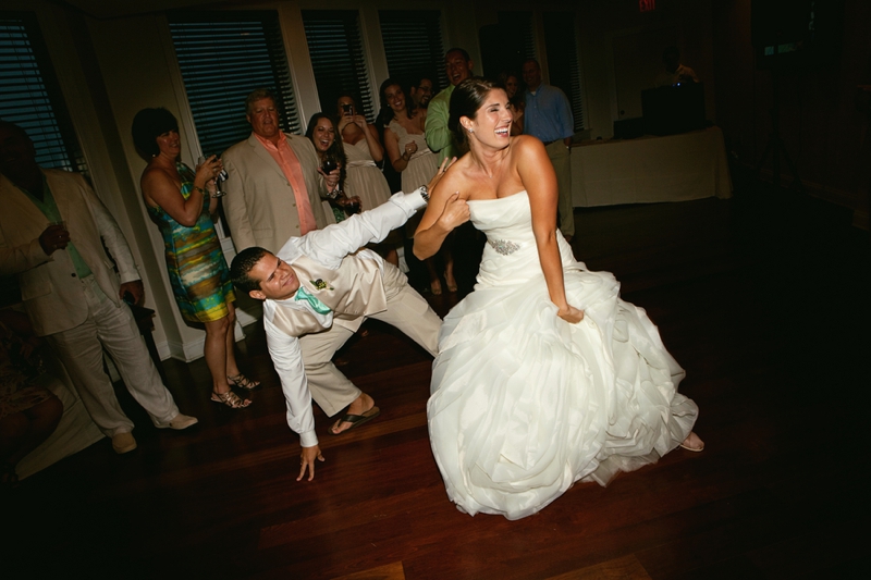 A Shabby Chic Florida Wedding via TheELD.com