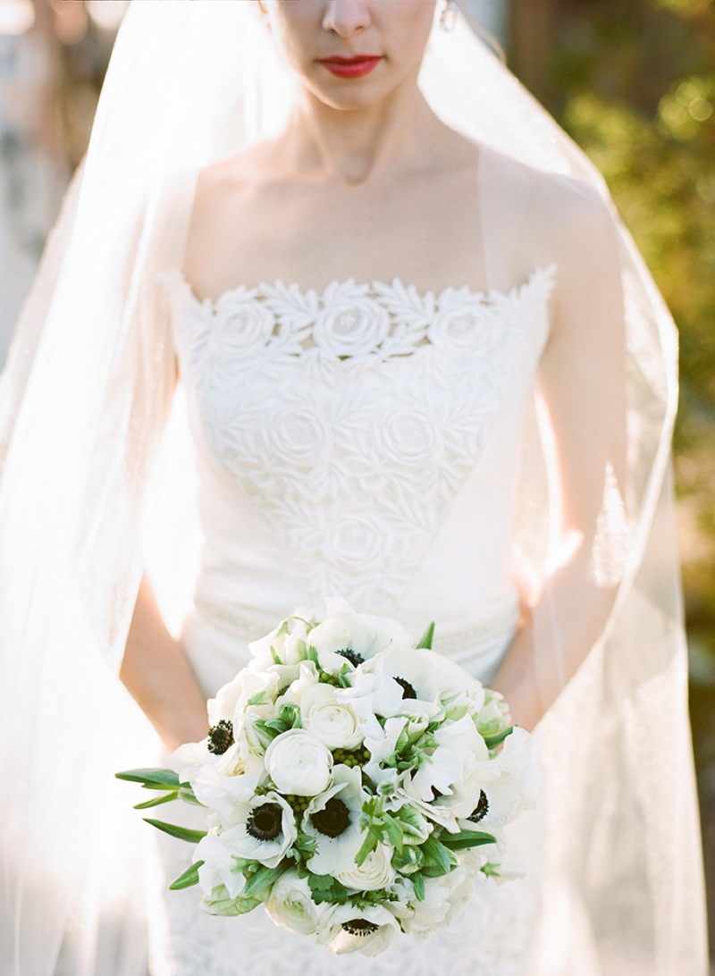 Vintage Glam Desert Bride & Groom Session via TheELD.com