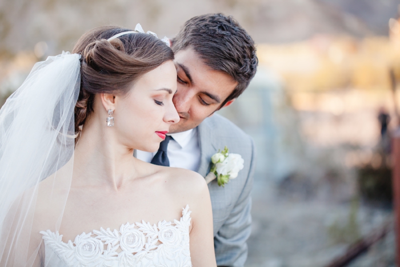 Vintage Glam Desert Bride & Groom Session via TheELD.com