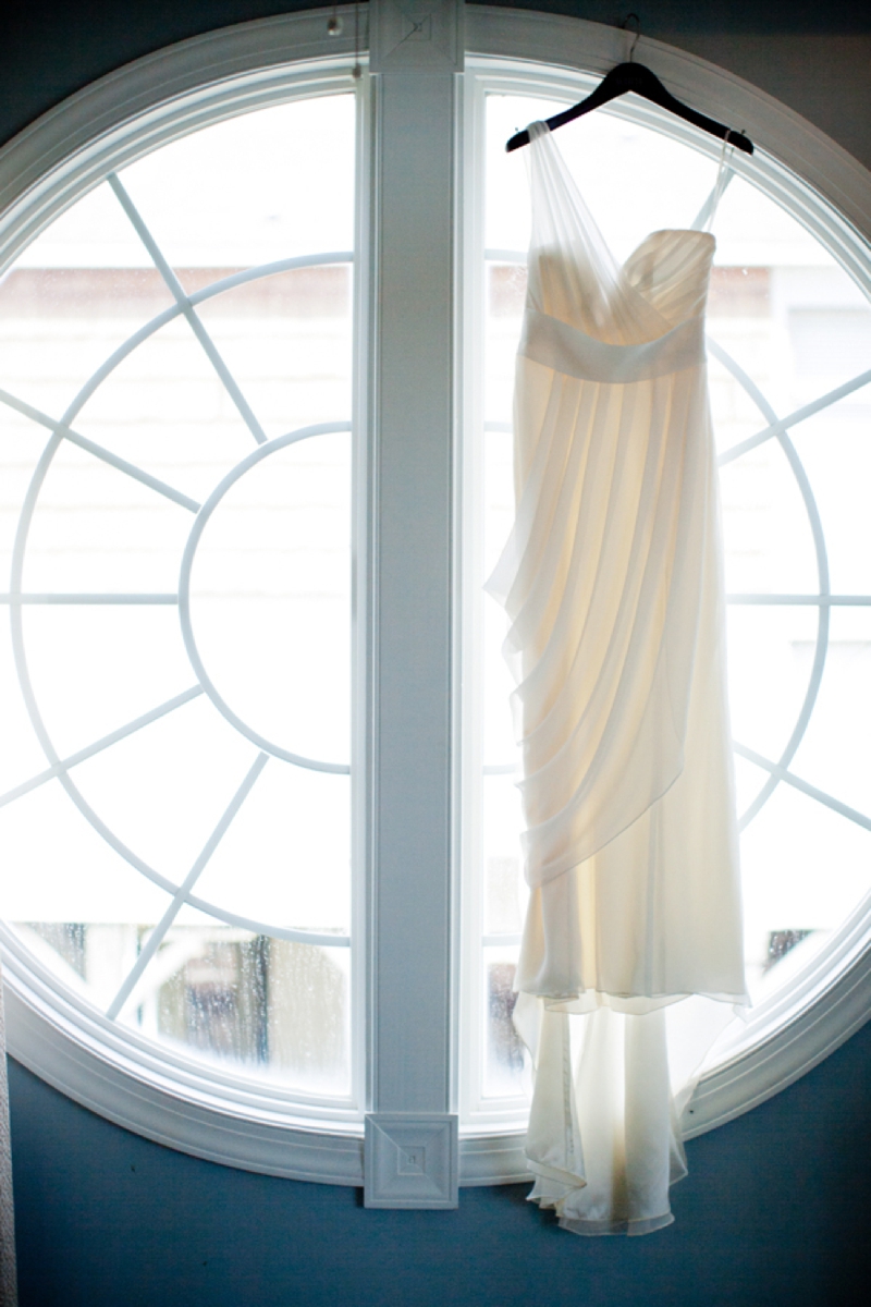 Rustic Chic Blue and Green Beach Wedding via TheELD.com