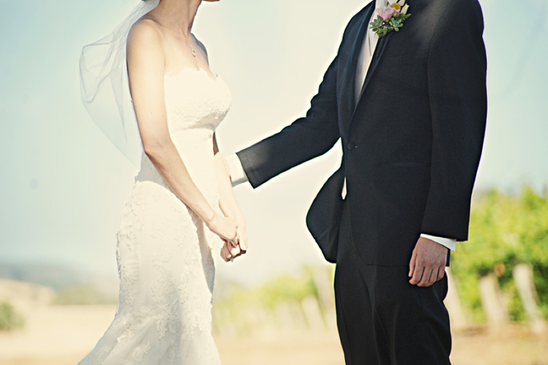 Pink and Mint California Vineyard Wedding via TheELD.com