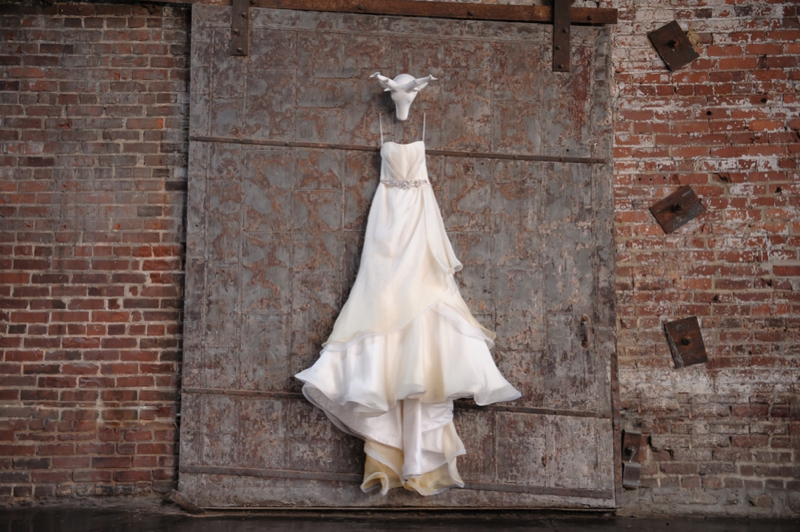 Modern Eclectic Art Inspired Wedding Ideas via TheELD.com