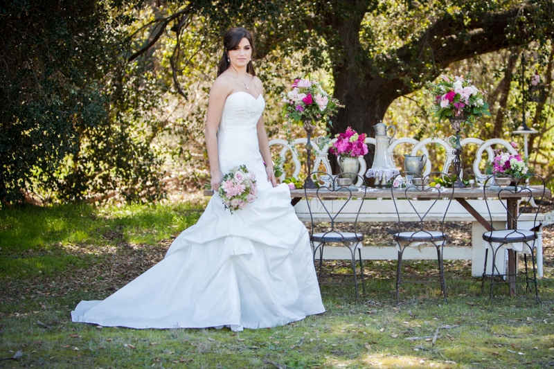 Vintage and Rustic Pink Wedding Inspiration via TheELD.com