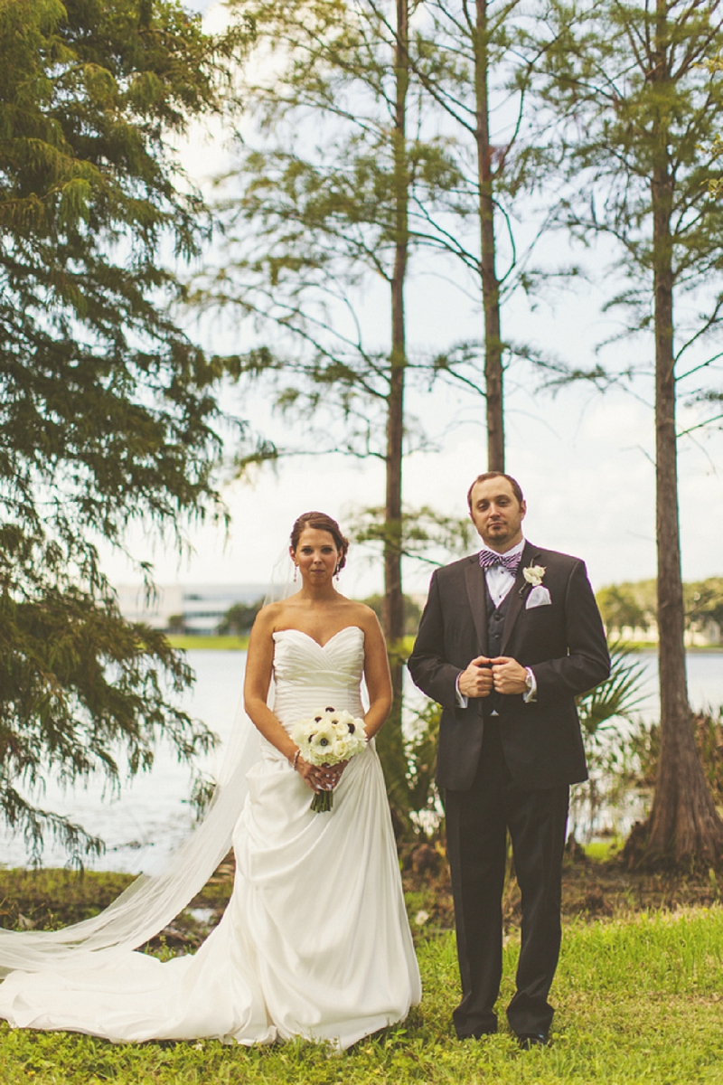 Modern Black and White Florida Wedding via TheELD.com